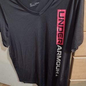 Women's athletic top